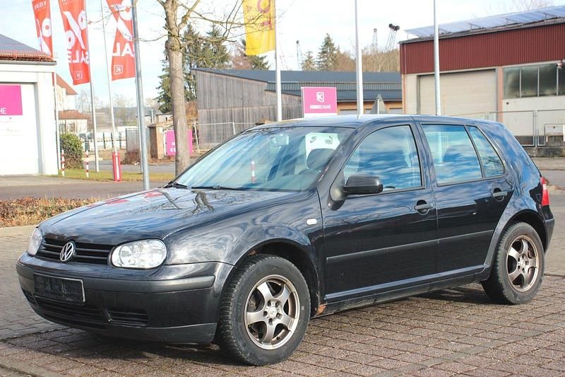 Schwarz Gebraucht 2003 VW Golf IV Ocean Limousine | 390 € (Superpreis) - Bild 1/4