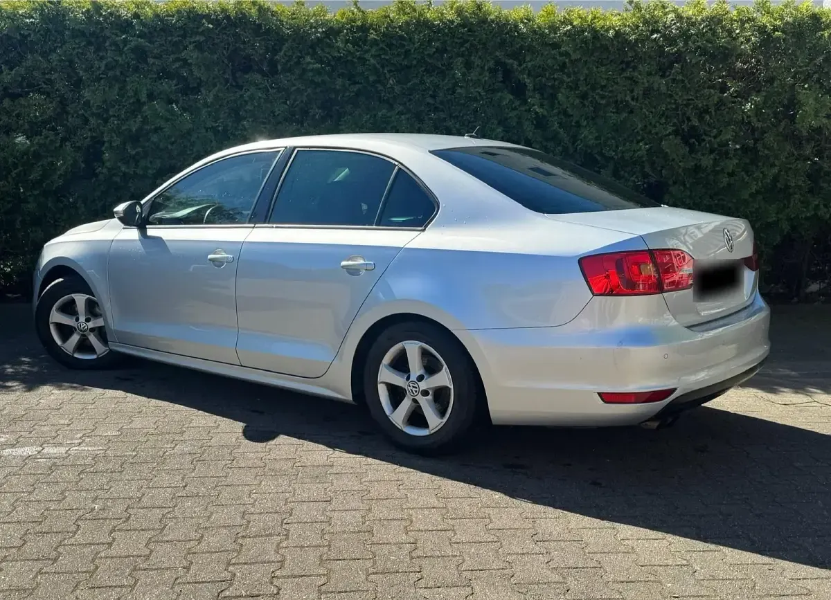 Brugt VW Jetta 140 HK (102 kW) 2011 Grå Sedan