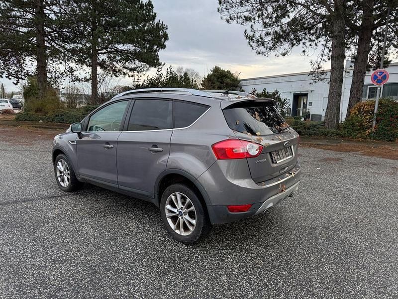 Gebraucht Ford Kuga Titanium 163 PS (119 kW) 2012 Braun SUV