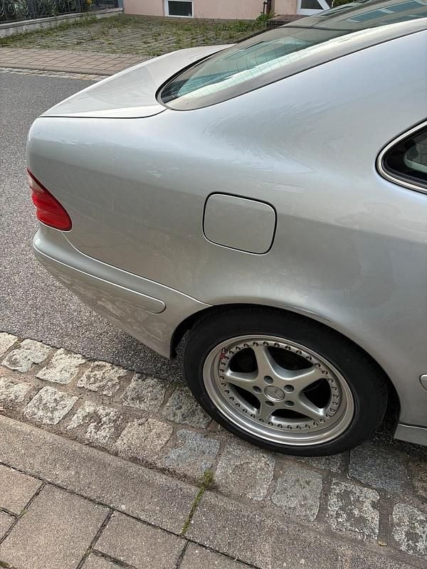 Gebraucht Mercedes CLK200 163 PS (119 kW) 2000 Silber Coupé