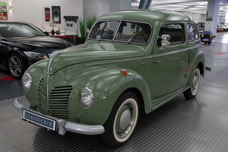 Grün Gebraucht 1950 Ford Taunus Limousine | 8.600 € - Bild 1/4