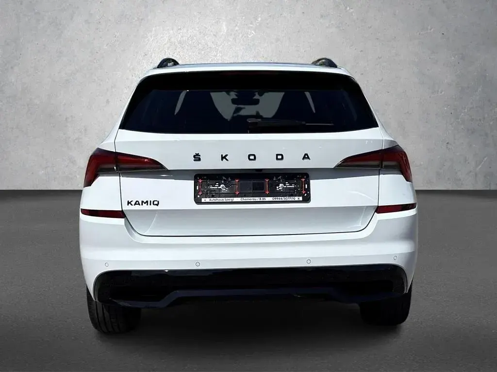 Gebraucht Skoda Kamiq Monte Carlo 150 PS (110 kW) 2023 Moonweiß perleffekt SUV