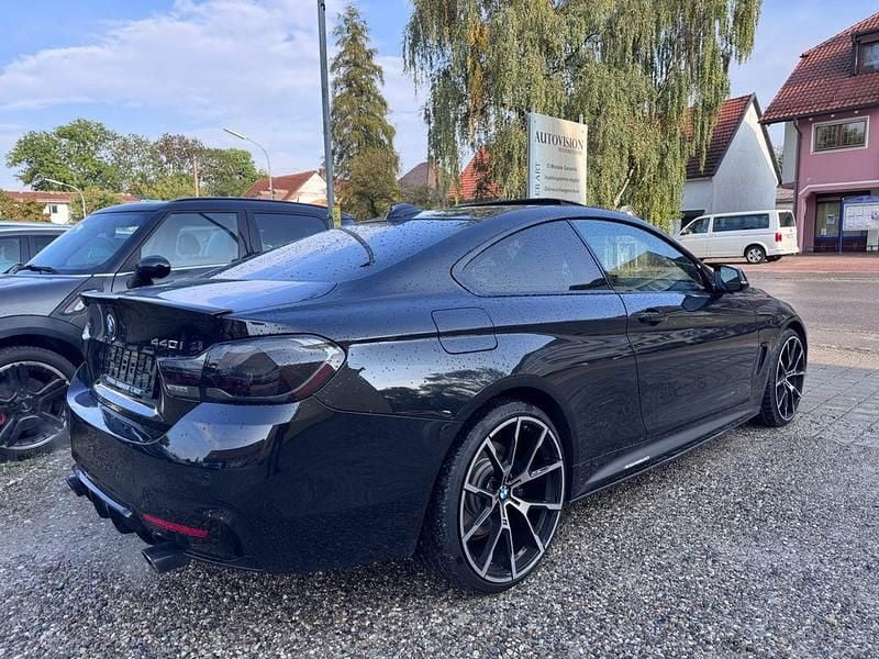 Schwarz Gebraucht 2016 BMW 440 Performance Coupé | 29.890 € (Fairer Preis) - Bild 1/4