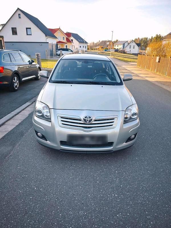 Gebraucht Toyota Avensis 129 PS (94 kW) 2007 Andere farben Limousine