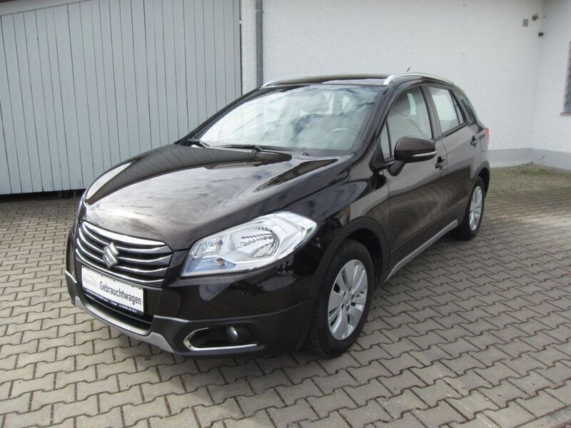 Braun Gebraucht 2015 Suzuki SX4 S-Cross Comfort SUV | 9.890 € (Fairer Preis) - Bild 1/4