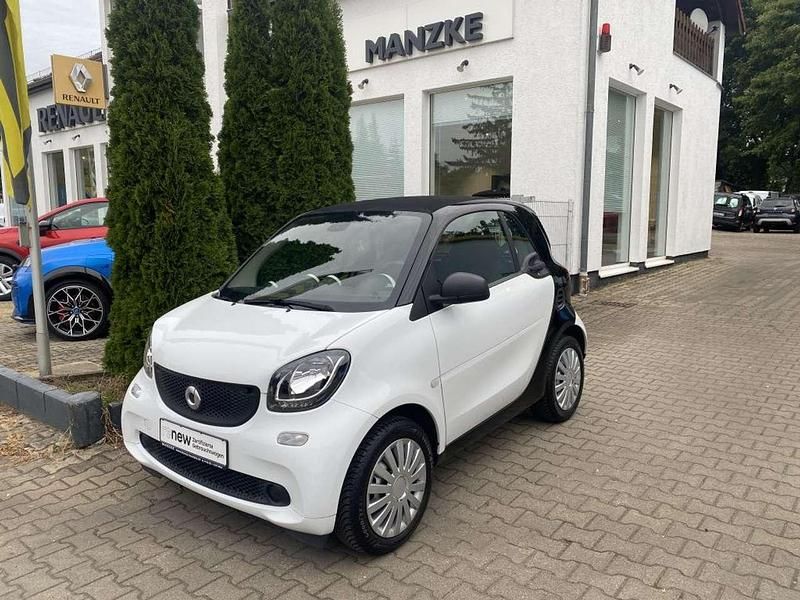 Bodypanels in weiß Gebraucht 2019 Smart ForTwo Coupé Coupé | 10.490 € (Fairer Preis) - Bild 1/4