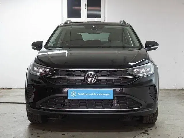 Gebraucht VW Taigo Life 116 PS (85 kW) 2024 Deep black perleffekt SUV
