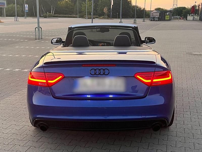 Gebraucht Audi A5 Cabriolet S-Line 177 PS (130 kW) 2016 Blau Cabrio