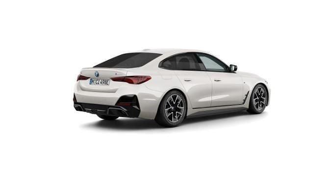 Gebraucht BMW i4 Performance 400 kW (544 PS) 2025 Mineralweiss Limousine