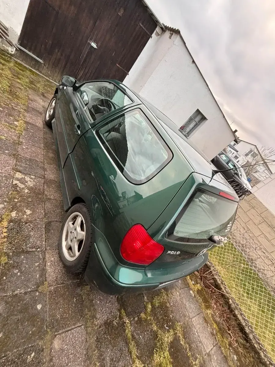 Gebraucht VW Polo 50 PS (36 kW) 2001 Grün Limousine