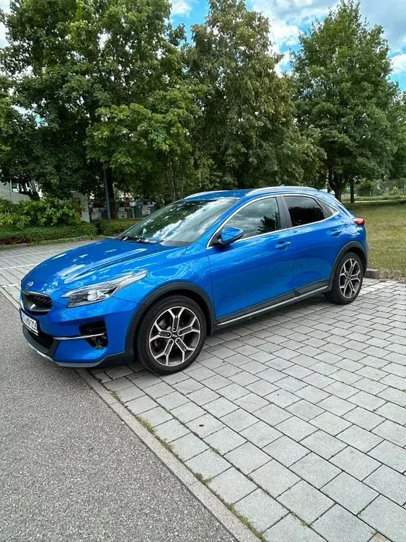 Gebraucht Kia XCeed Vision 160 PS (117 kW) 2021 Blau SUV