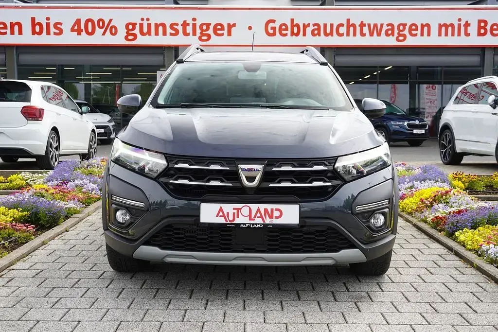 Gebraucht Dacia Jogger Comfort 101 PS (74 kW) 2022 Grau Van / Kleinbus