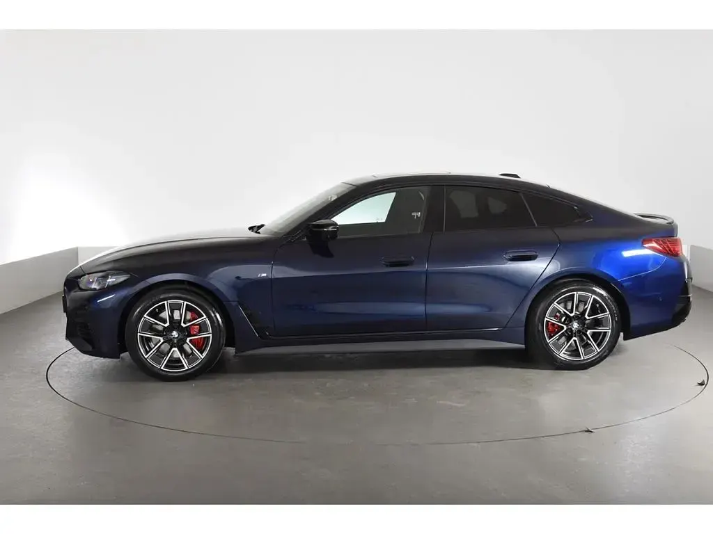 Gebraucht BMW M440 M Sport 374 PS (275 kW) 2025 Blau Limousine