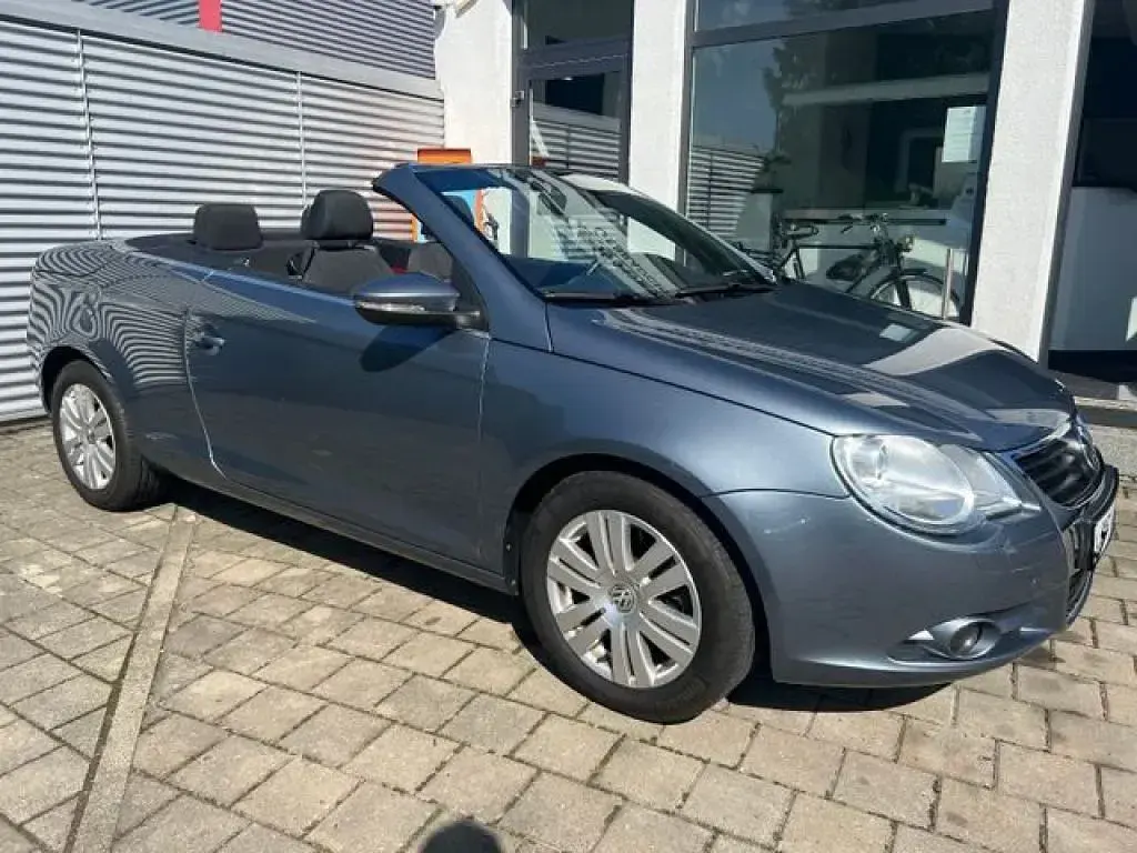 Gebraucht VW Eos 160 PS (117 kW) 2009 Berylliumgrau metallic (metallic) Cabrio