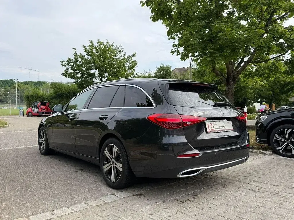 Gebraucht Mercedes C200 197 PS (144 kW) 2024 Grau Limousine