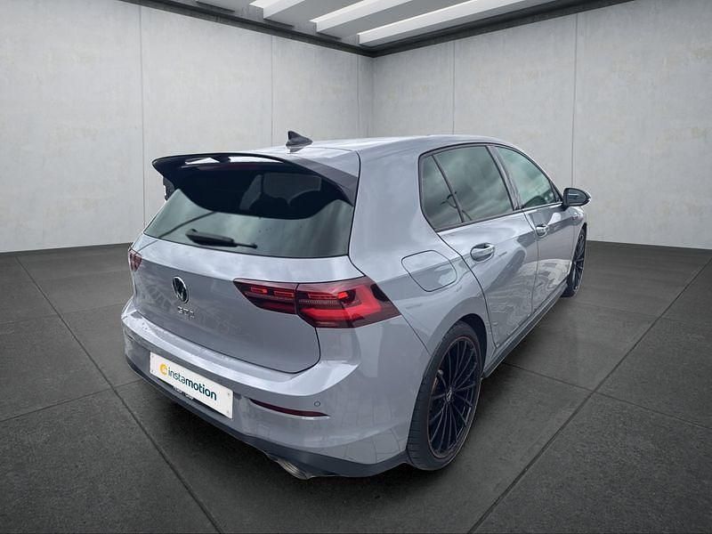 Second-hand VW Golf VIII GTI 300 CP (220 kW) 2022 Gri Hatchback