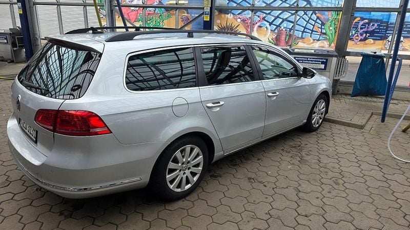 Gebraucht VW Passat 170 PS (125 kW) 2013 Silber Kombi