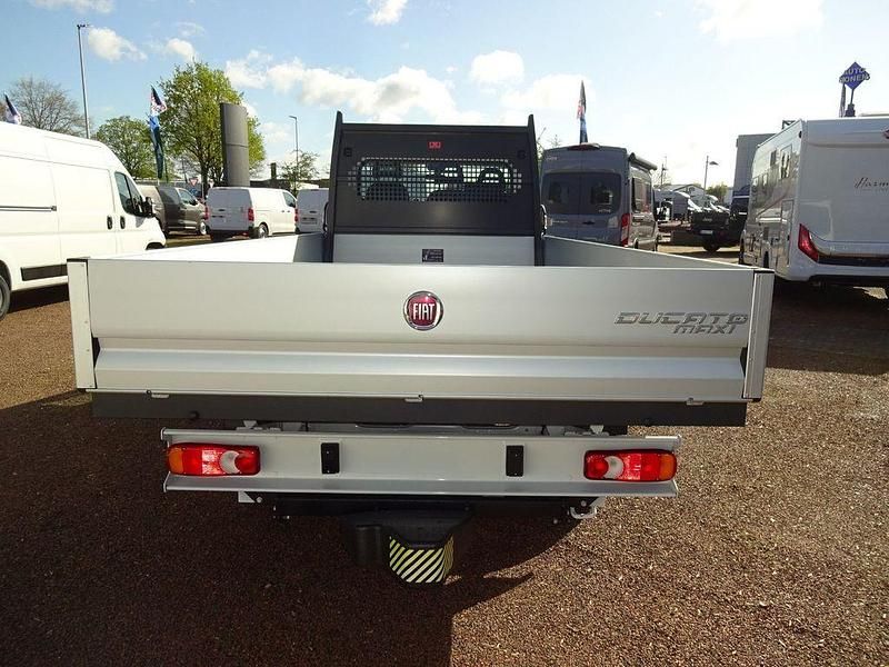 Gebraucht Fiat Ducato S 140 PS (102 kW) 2024 Weiß (ducato weiß) Van