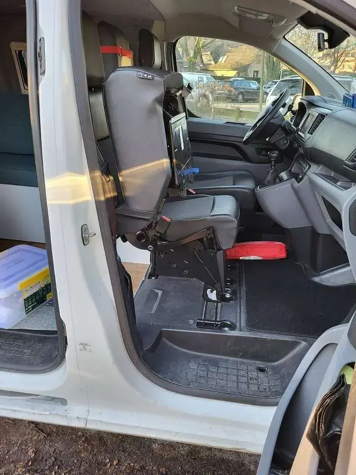 Gebraucht Citroën Jumpy 120 PS (88 kW) 2016 Weiß Van / Kleinbus