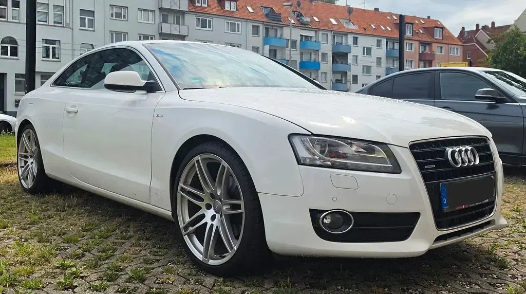Gebraucht Audi A5 Sport 239 PS (175 kW) 2010 Weiß Coupé