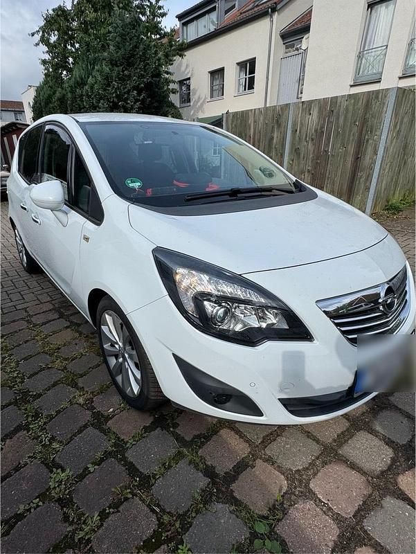 Weiß Gebraucht 2010 Opel Meriva Van / Kleinbus | 4.998 € (Fairer Preis) - Bild 1/4