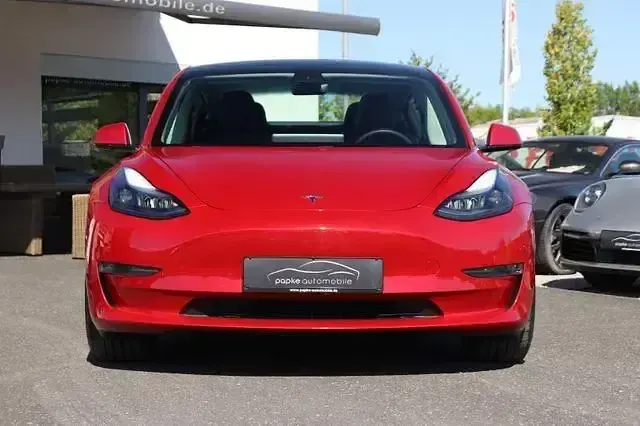 Gebraucht Tesla Model 3 Performance 377 kW (513 PS) 2021 Red multicoat Limousine