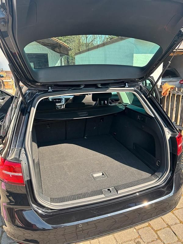 Gebraucht VW Passat 150 PS (110 kW) 2017 Schwarz Kombi