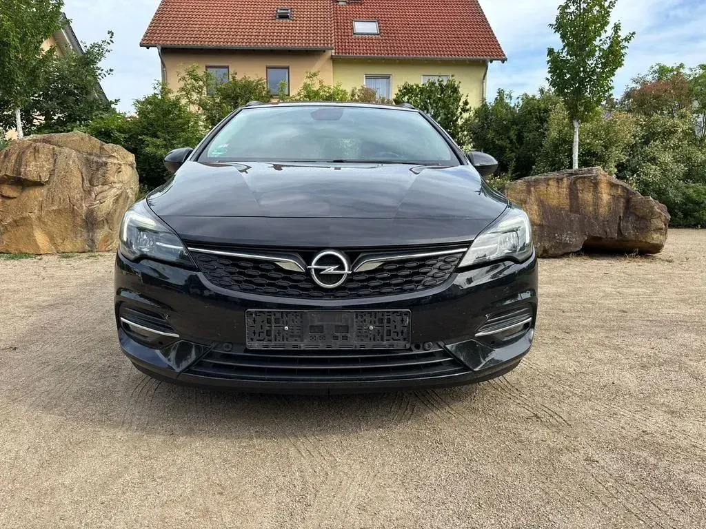Gebraucht Opel Astra Business Edition 105 PS (77 kW) 2021 Schwarz Kombi