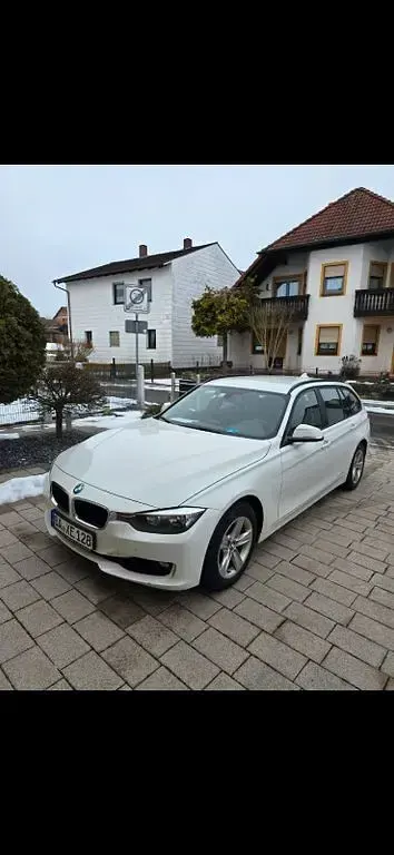 Gebraucht BMW 318 143 PS (105 kW) 2014 Weiß Kombi
