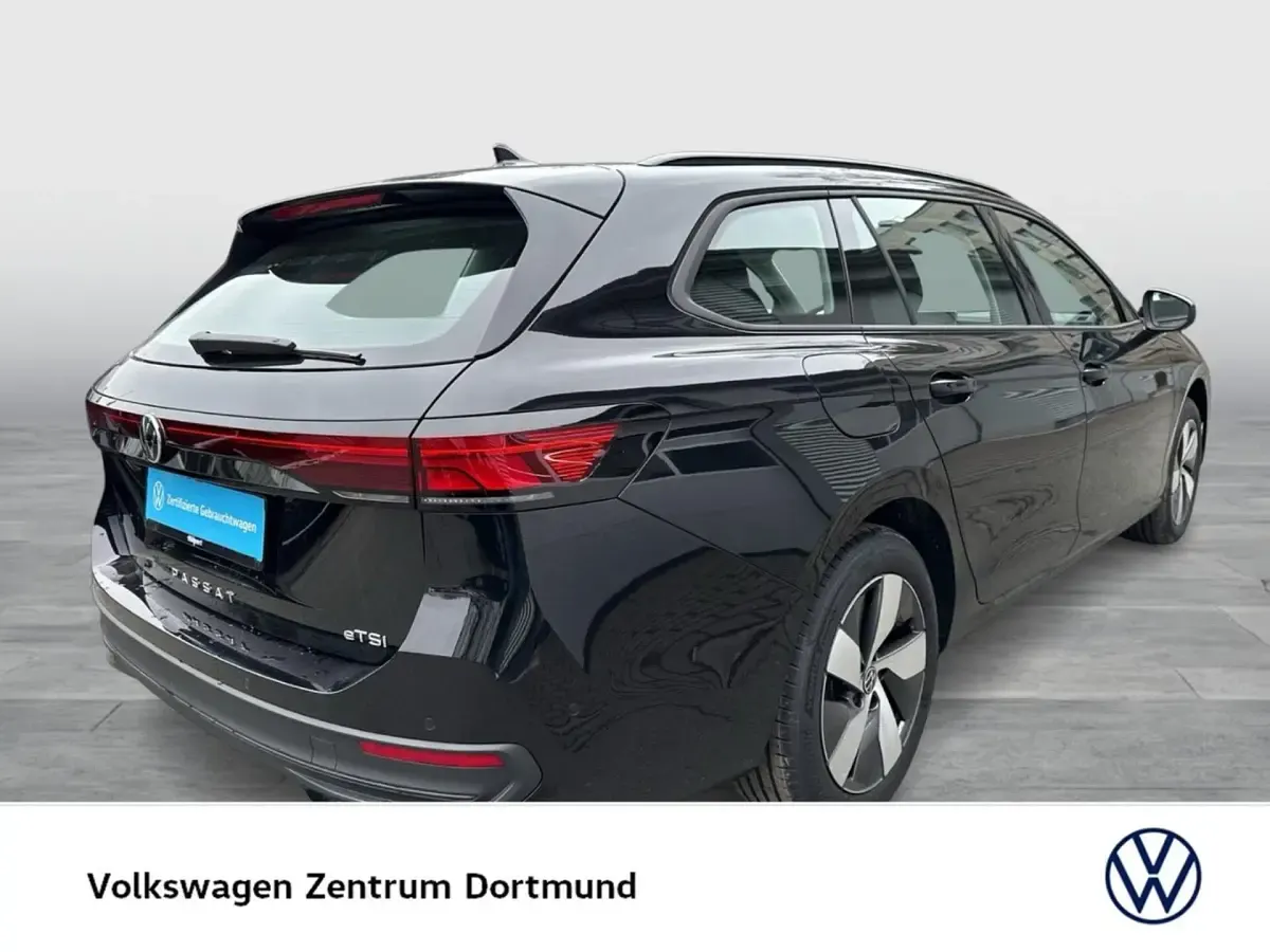 Nowe VW Passat Basis 150 KM (110 kW) 2025 Szary Kombi