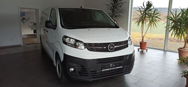 Gebraucht Opel Vivaro-e Combi Edition 120 PS (88 kW) 2023 Weiß Van / Kleinbus