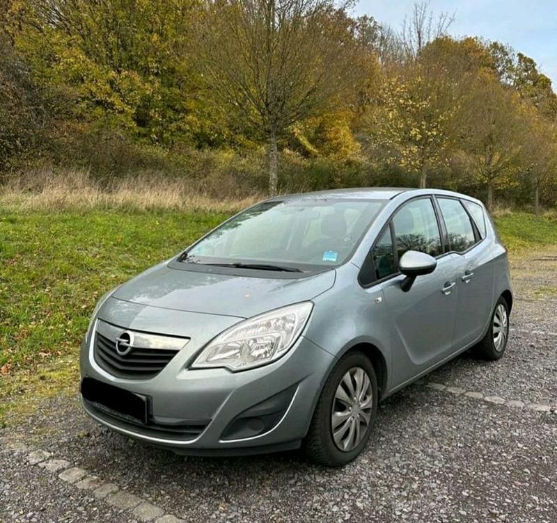 Grau Gebraucht 2010 Opel Meriva Van / Kleinbus | 1.800 € (Superpreis) - Bild 1/4