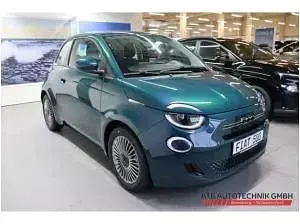 Neu Fiat 500 65 PS (47 kW) 2026 Grün Limousine