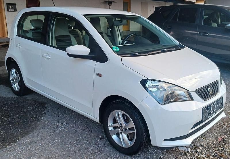 Gebraucht Seat Mii Style 60 PS (44 kW) 2015 Weiß Kleinwagen