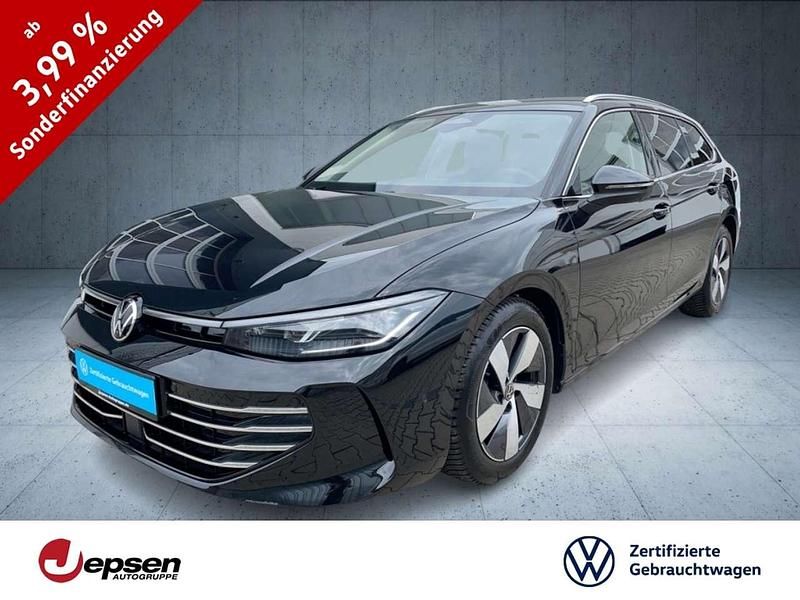 Grenadillschwarz metallic Gebraucht 2025 VW Passat Elegance Kombi | 38.570 € (Guter Preis) - Bild 1/4