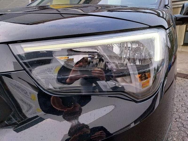 Gebraucht Opel Combo-e Life Ultimate 100 kW (136 PS) 2023 Schwarz Van / Kleinbus