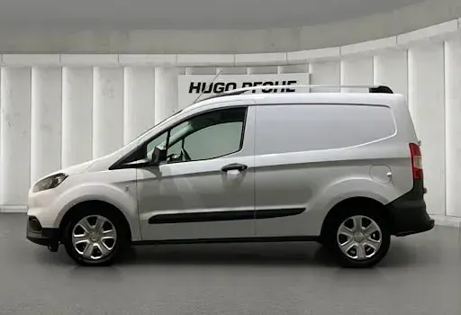 Gebraucht Ford Transit Trend 100 PS (73 kW) 2022 Weiß Van