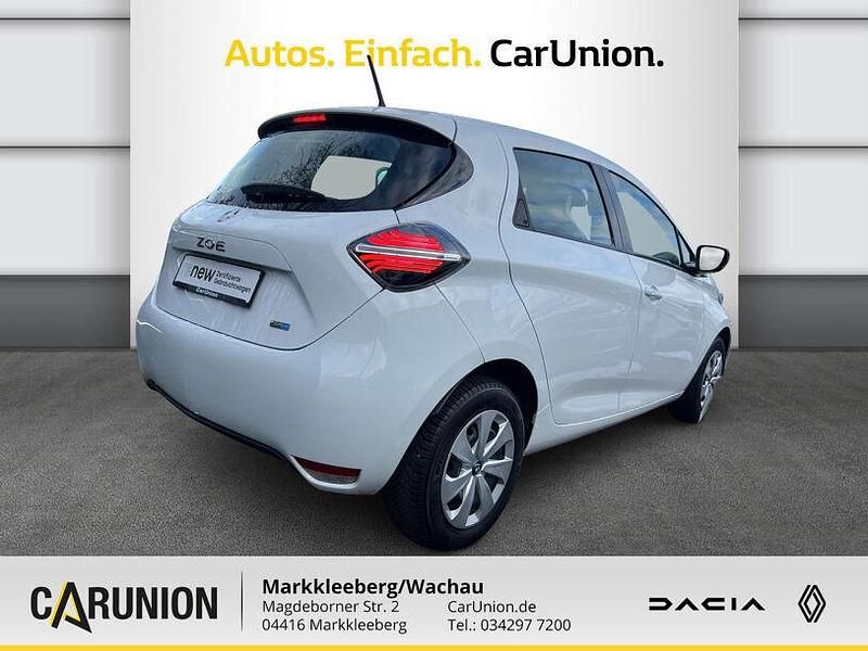 Gebraucht Renault Zoe 80 kW (109 PS) 2020 Arktis weiß Kleinwagen