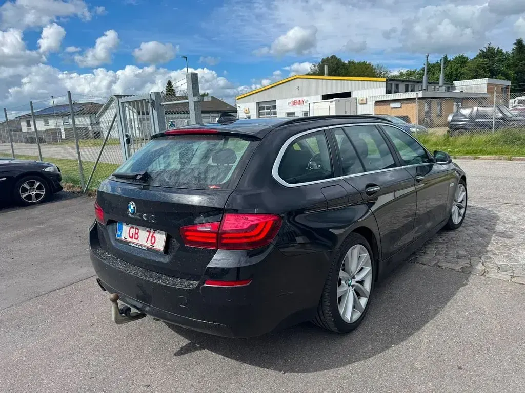 Gebraucht BMW 520 190 PS (139 kW) 2015 Schwarz Kombi