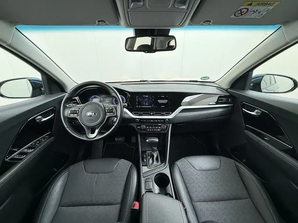 Gebraucht Kia Niro 141 PS (103 kW) 2021 Blau SUV