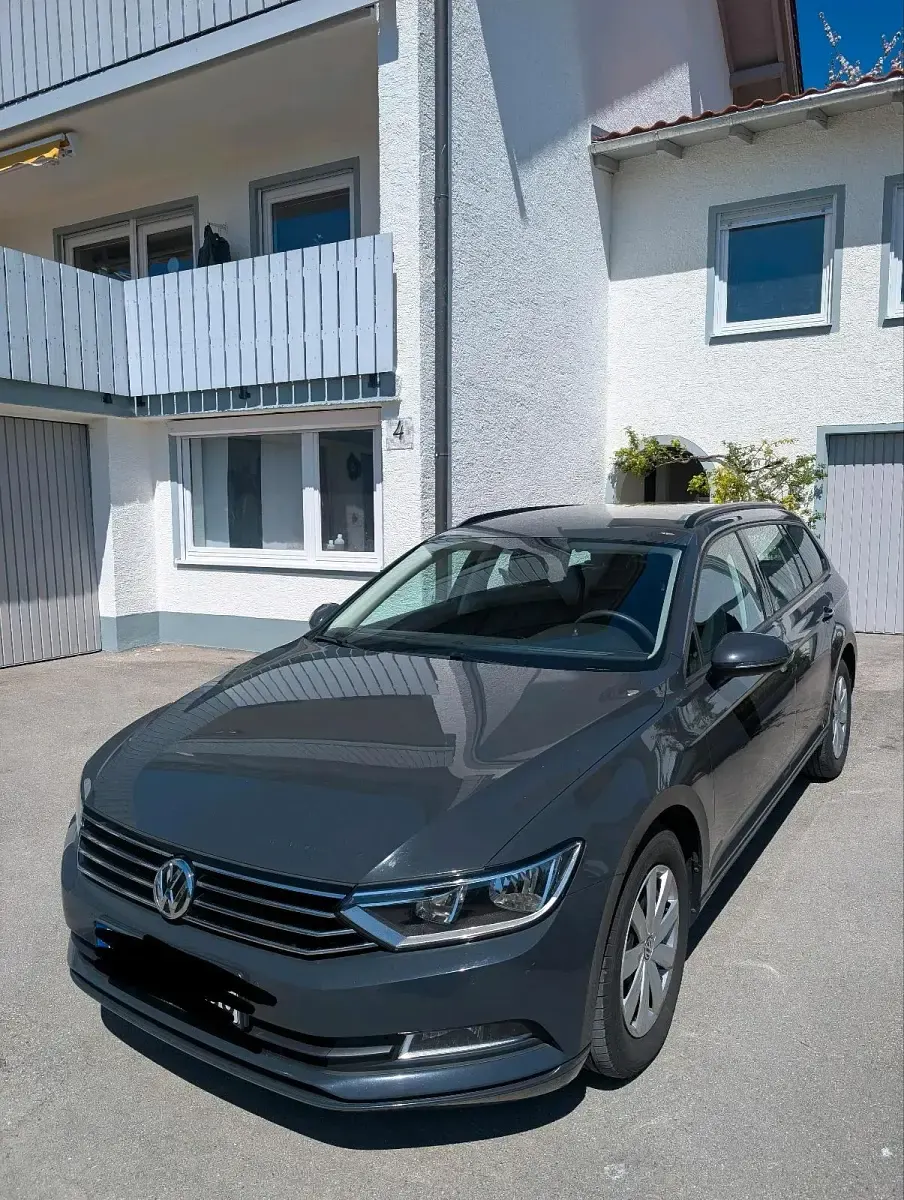 Gebraucht VW Passat 150 PS (110 kW) 2019 Grau Kombi