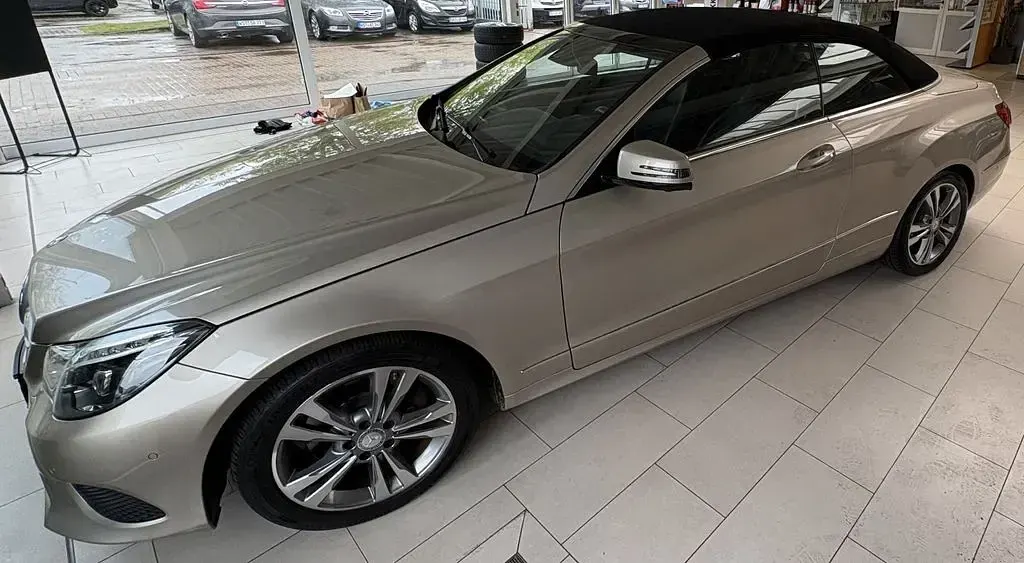 Gebraucht Mercedes E250 204 PS (150 kW) 2017 Grau Cabrio