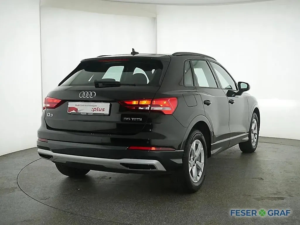 Gebraucht Audi Q3 Ambiente 150 PS (110 kW) 2025 Mythosschwarz metallic SUV