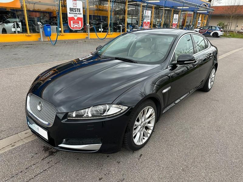 Gebraucht Jaguar XF 190 PS (139 kW) 2012 Schwarz Limousine