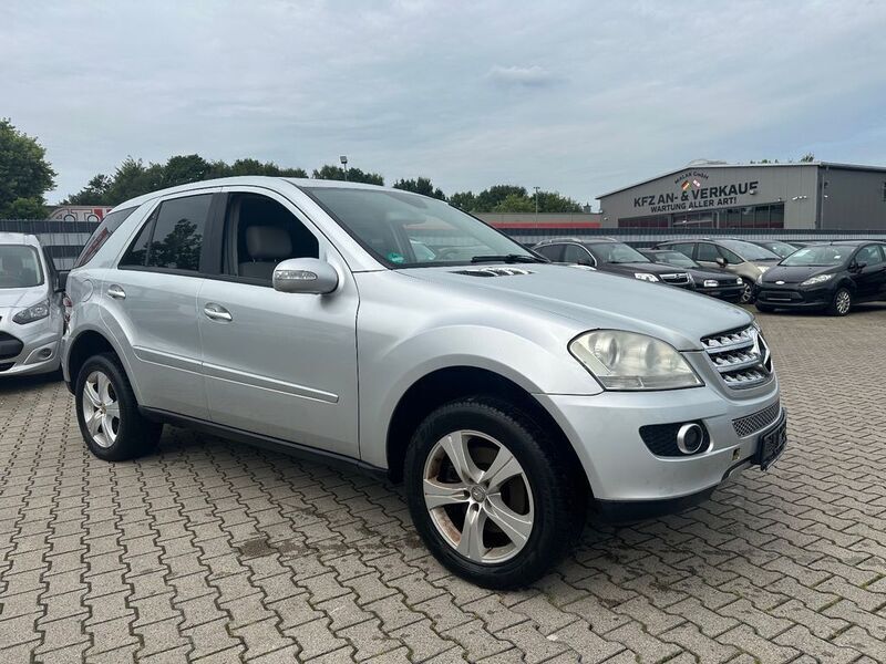 Silber Gebraucht 2005 Mercedes ML320 SUV | 4.300 € (Fairer Preis) - Bild 1/4