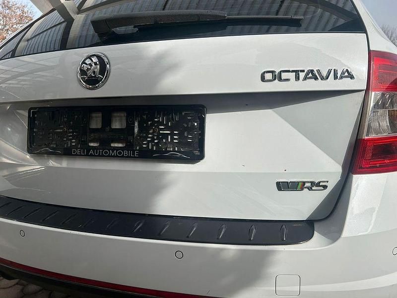 Gebraucht Skoda Octavia RS 184 PS (135 kW) 2014 Weiß Kleinwagen