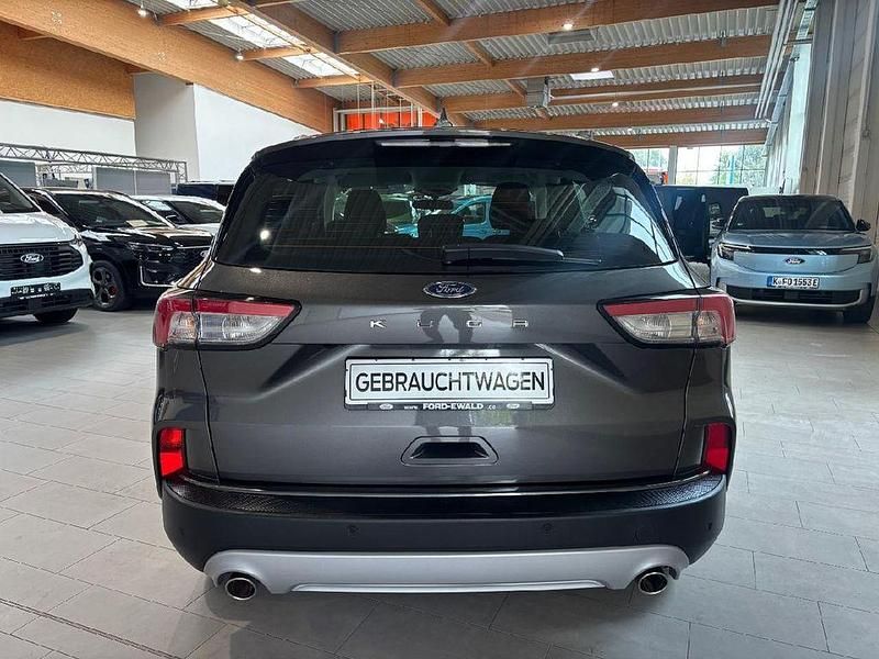 Gebraucht Ford Kuga Cool & Connect 150 PS (110 kW) 2022 Grau SUV