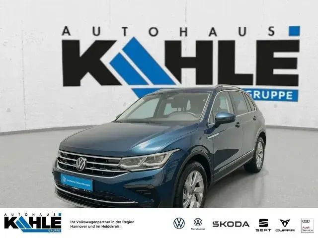 Blau Gebraucht 2022 VW Tiguan Elegance SUV | 34.990 € (Fairer Preis) - Bild 1/4