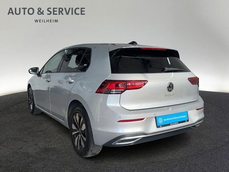 Gebraucht VW Golf VIII Move 110 PS (80 kW) 2023 Silber Kleinwagen