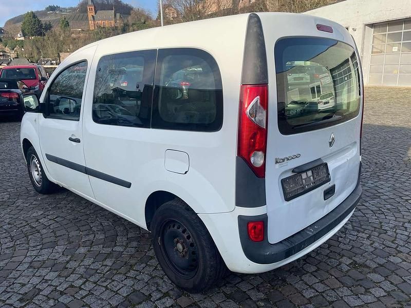Gebraucht Renault Kangoo 75 PS (55 kW) 2013 Gletscherweiss Van / Kleinbus